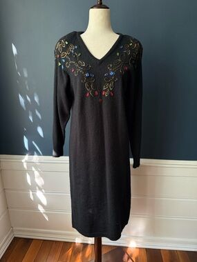 Vintage 80s Darian Petites Black Sweater with Multicolor Beaded Accent